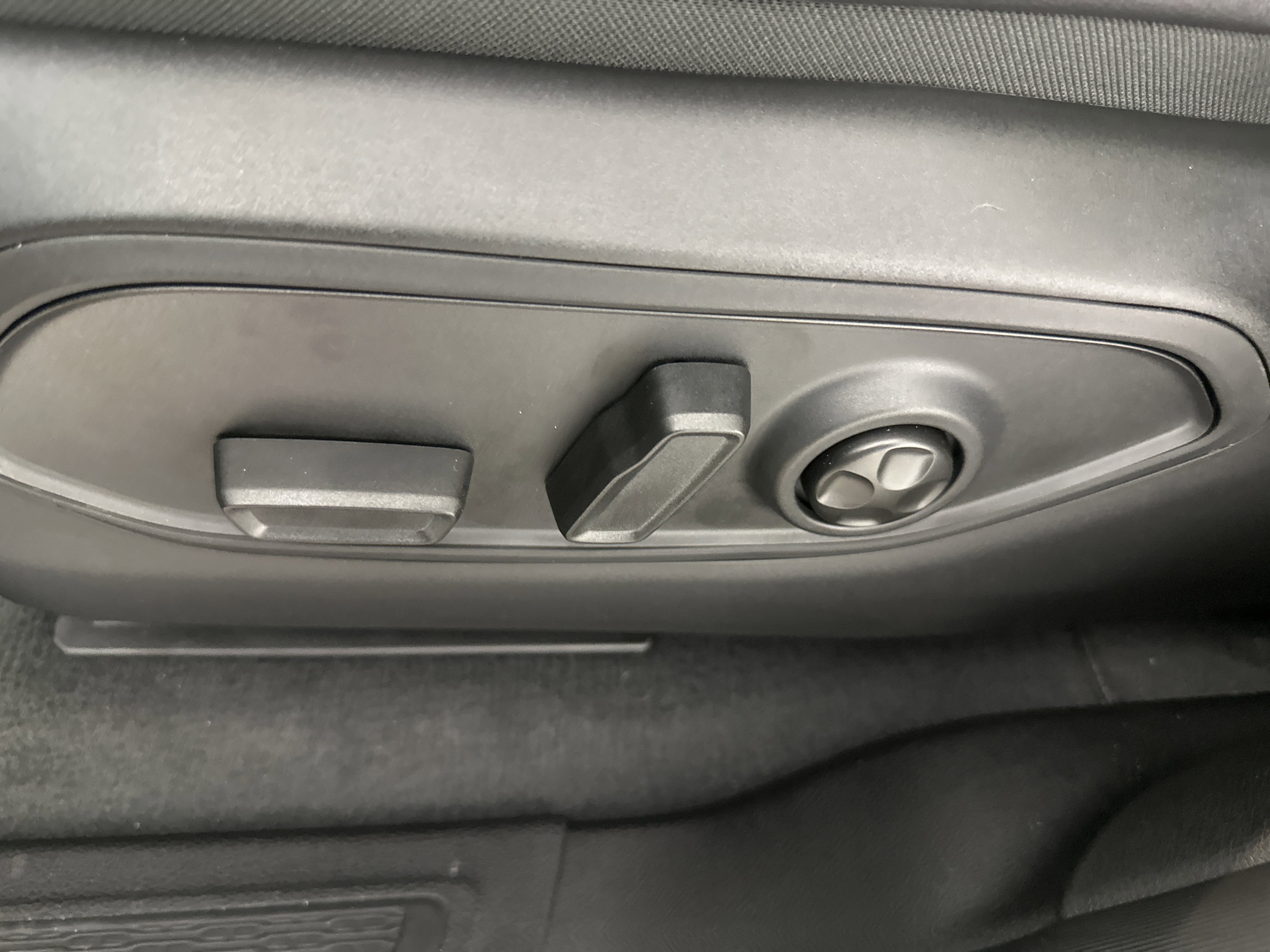 2025 Jeep Grand Cherokee Altitude - Photo 10
