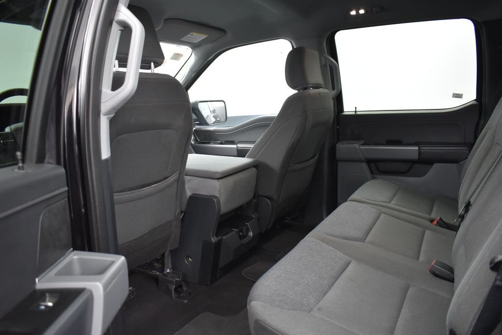 Used 2025 Black Ford XLT image 17