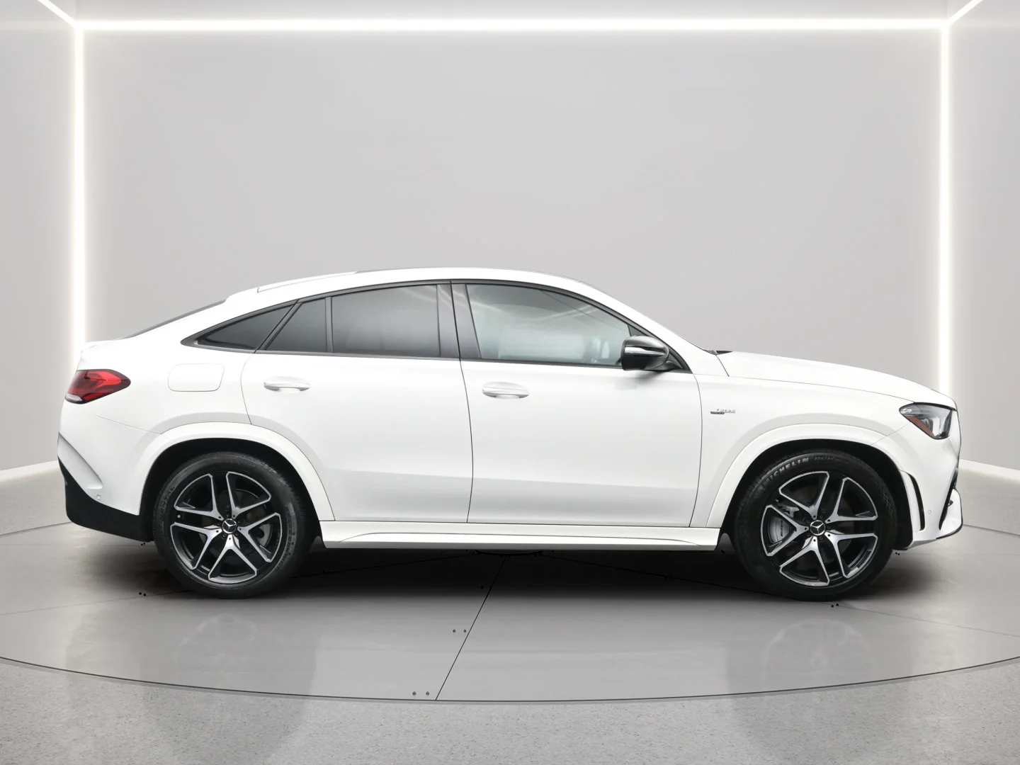 Used 2022 Polar White Mercedes-Benz AMG® GLE 53 image 13