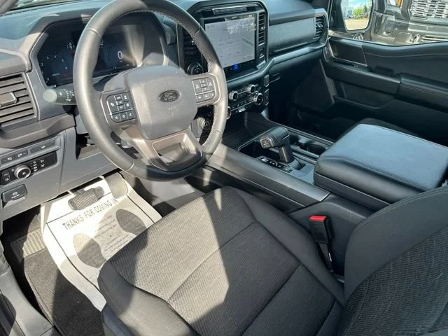 Used 2024 Gray Ford XLT image 12