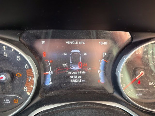 Used 2018 Gray Jeep Limited image 6
