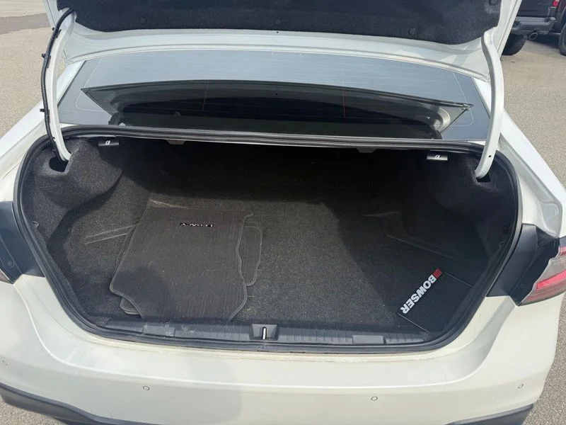 Used 2024 White Subaru Limited image 9
