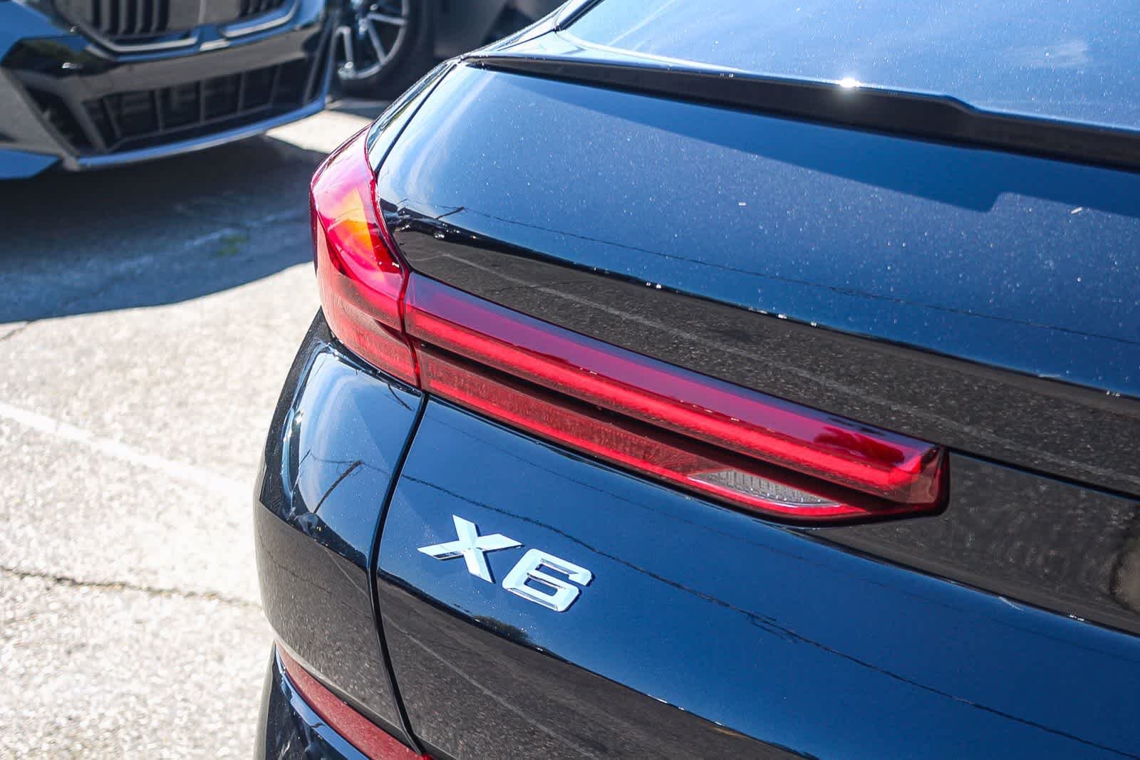 New 2026 Black Sapphire Metallic BMW xDrive40i image 7