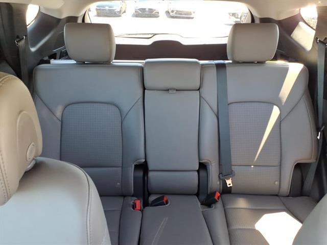 Used 2014 Moonstone Silver Hyundai 2.4L Premium image 27