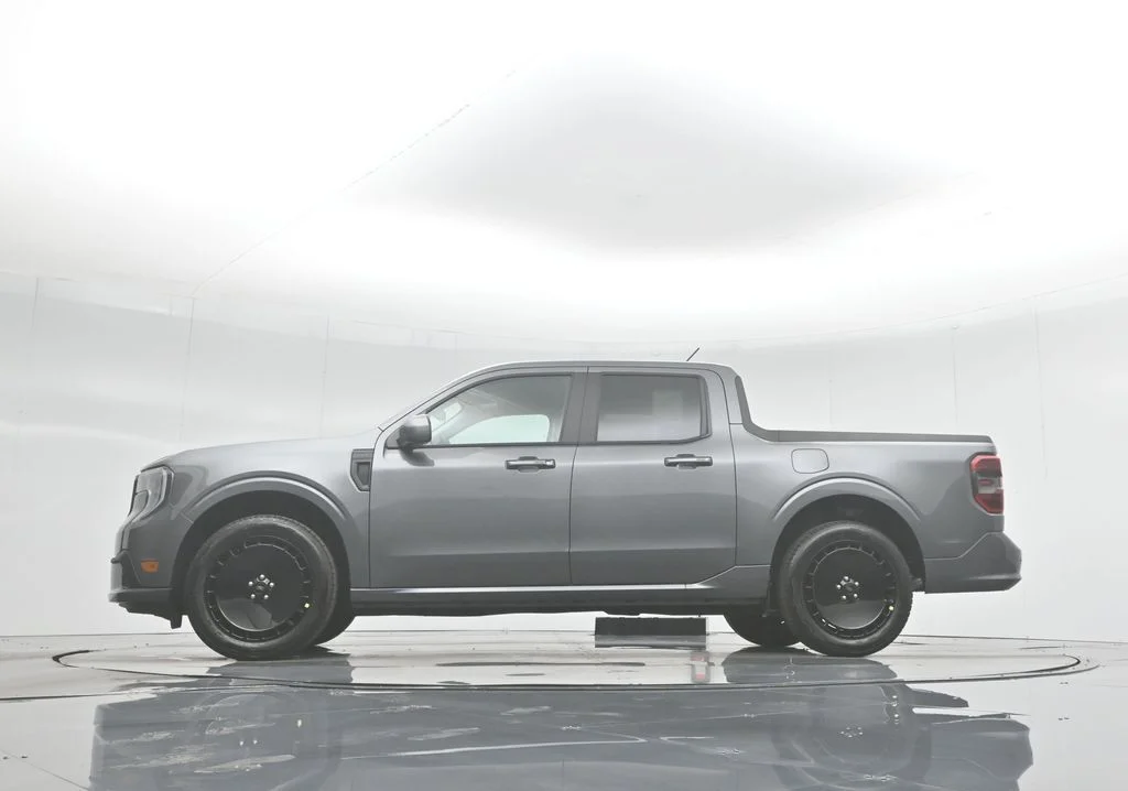 New 2025 Carbonized Gray Metallic Ford Lobo Standard image 7