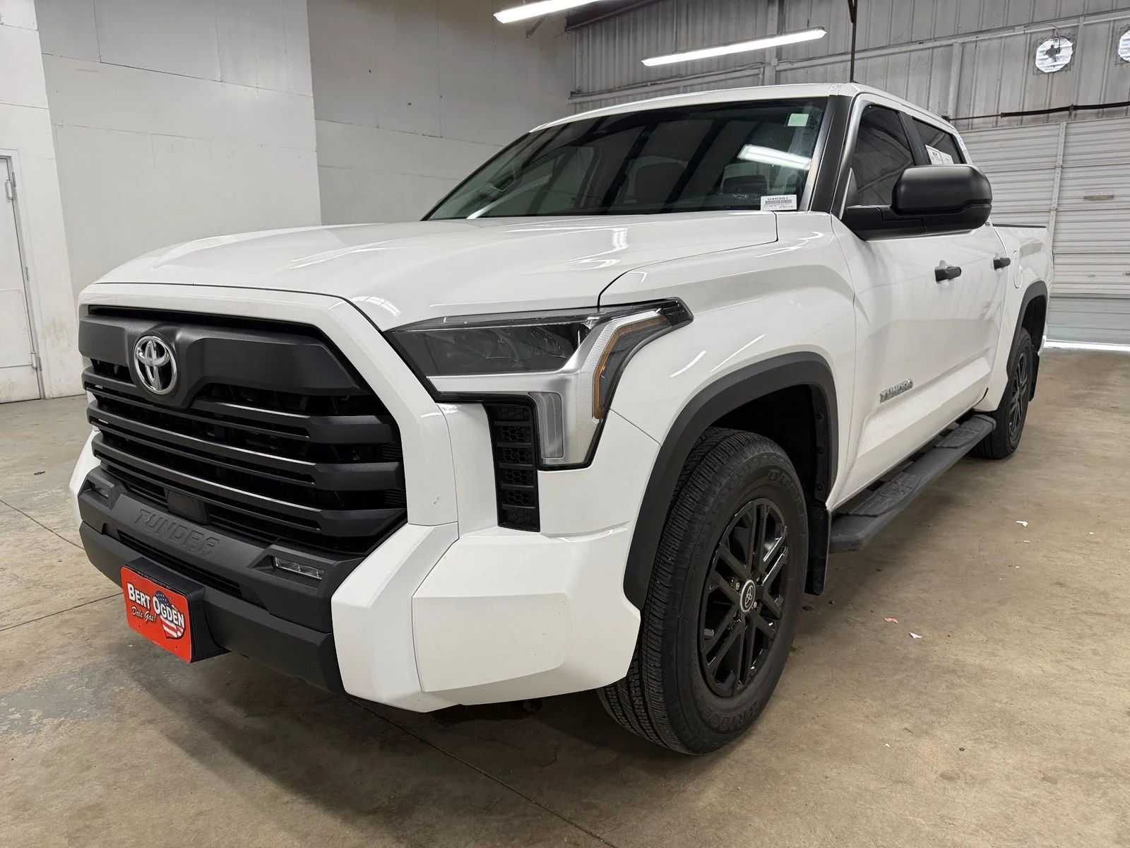 Used 2024 White Toyota SR5 image 25