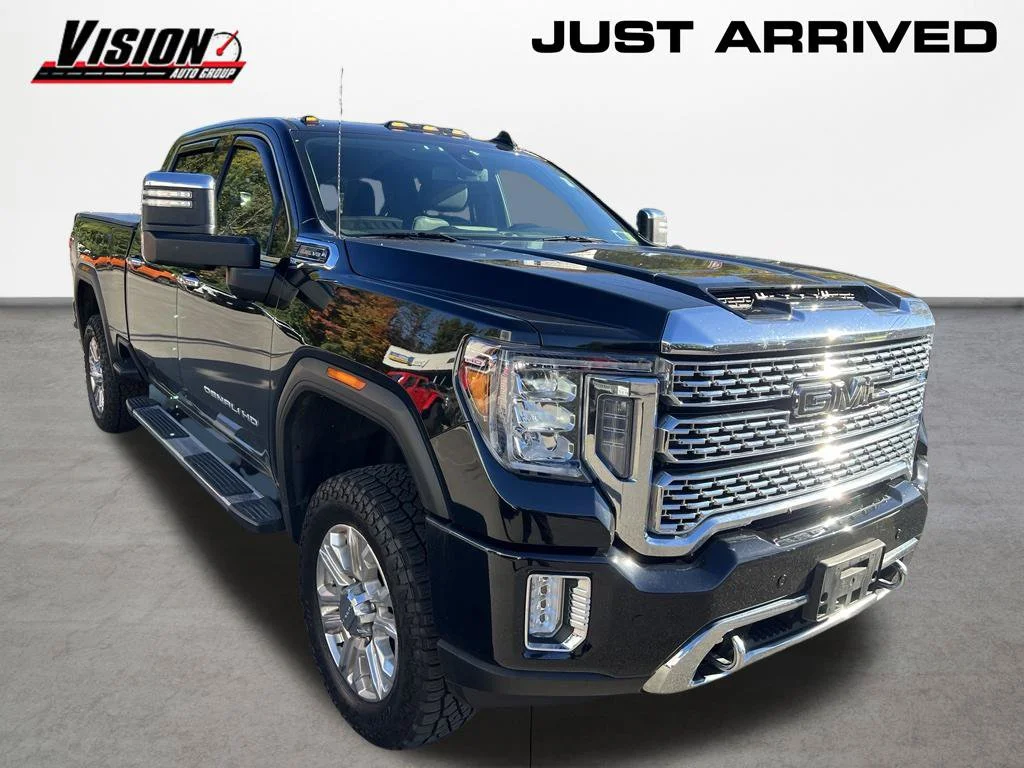 Used 2022 Black GMC Denali image 7