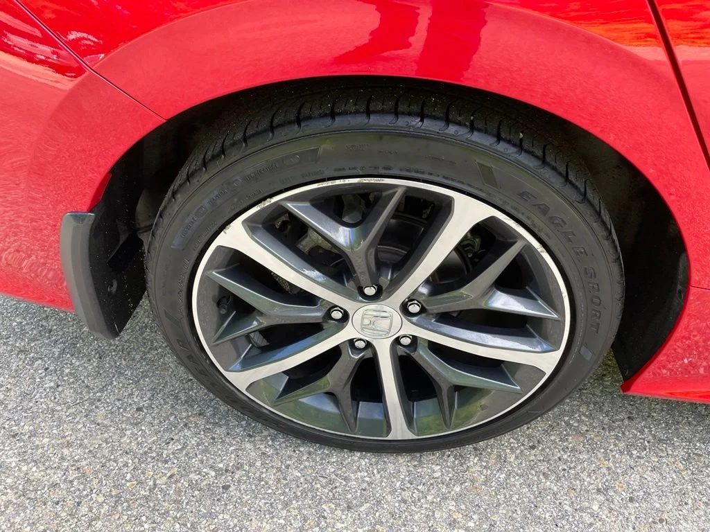 Used 2024 Red Honda Touring image 6