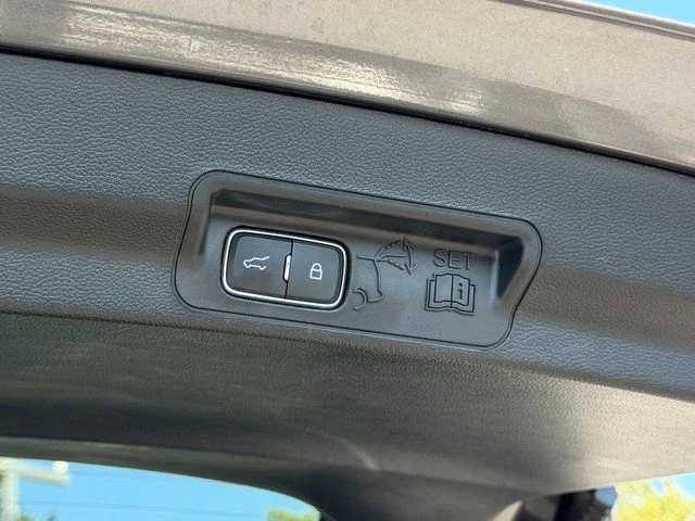 Certified Used 2024 Carbonized Gray Metallic Ford XLT image 24
