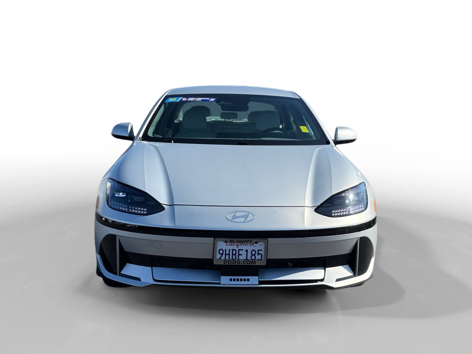 Used 2023 Gold Hyundai SEL image 8