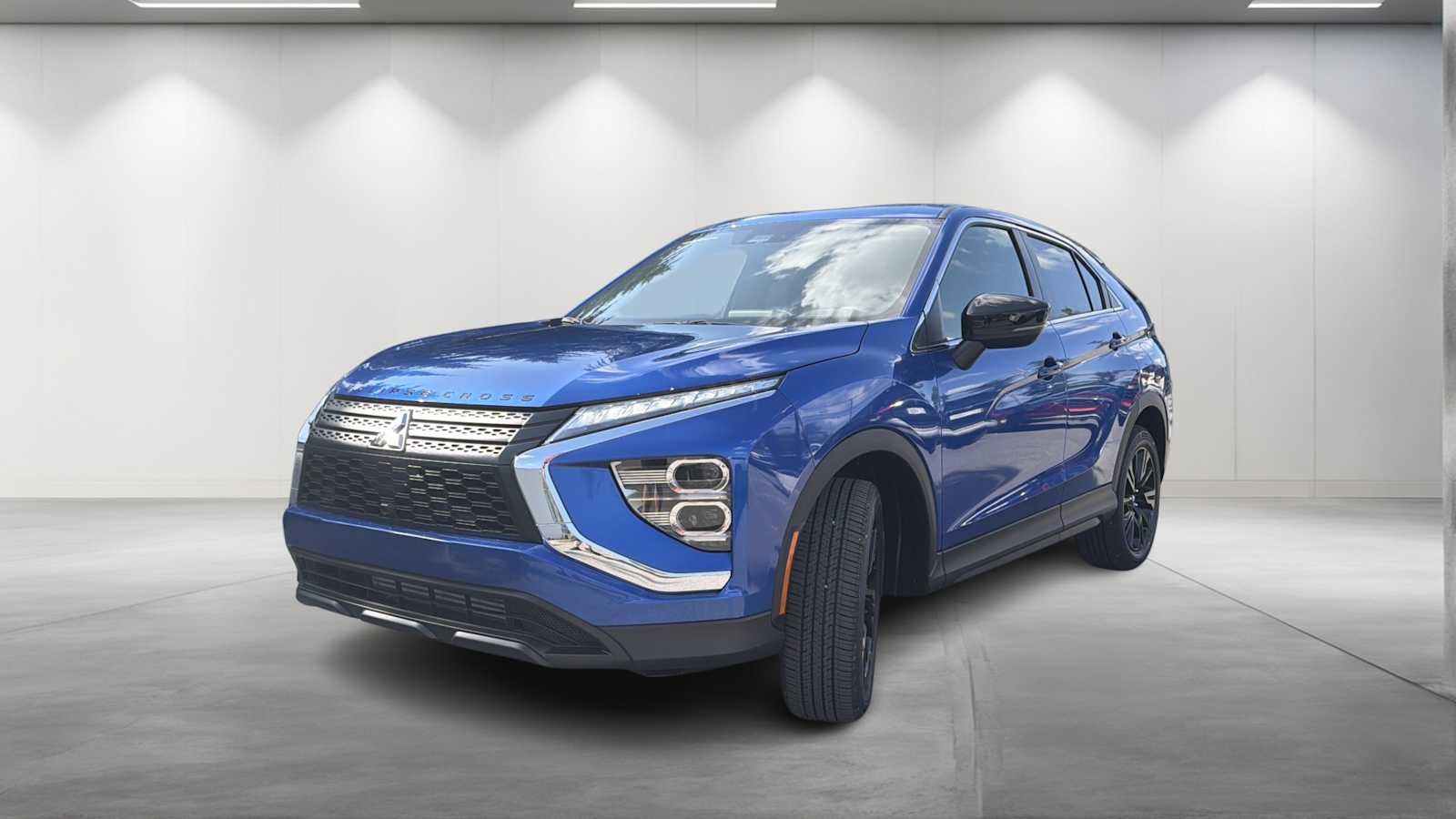 New 2026 Lightning Blue Metallic Mitsubishi LE 1.5T S-AWC image 3