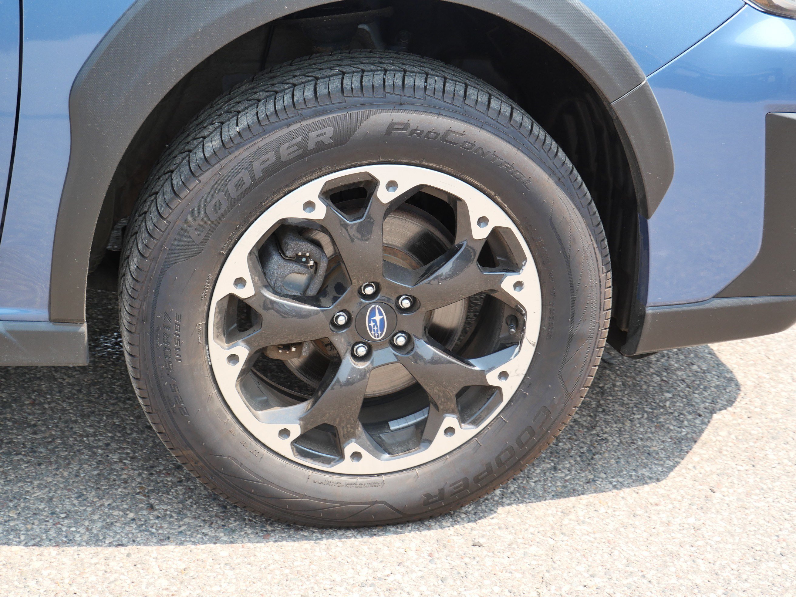 Used 2023 Horizon Blue Pearl Subaru CVT image 15