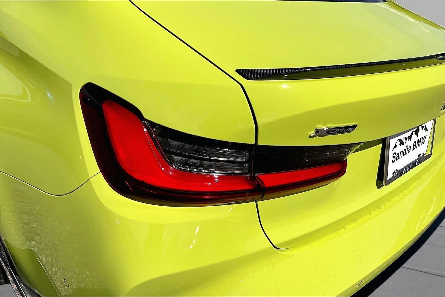 Used 2026 Sao Paulo Yellow BMW Competition xDrive image 26