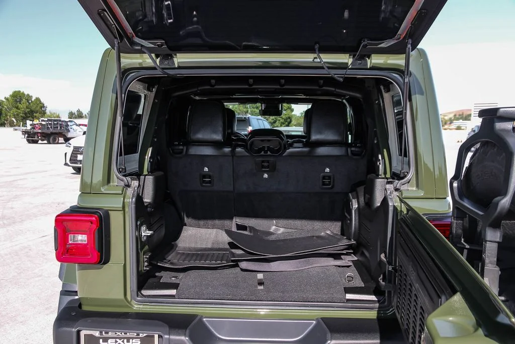 Used 2022 Green Jeep Unlimited Rubicon 392 image 25