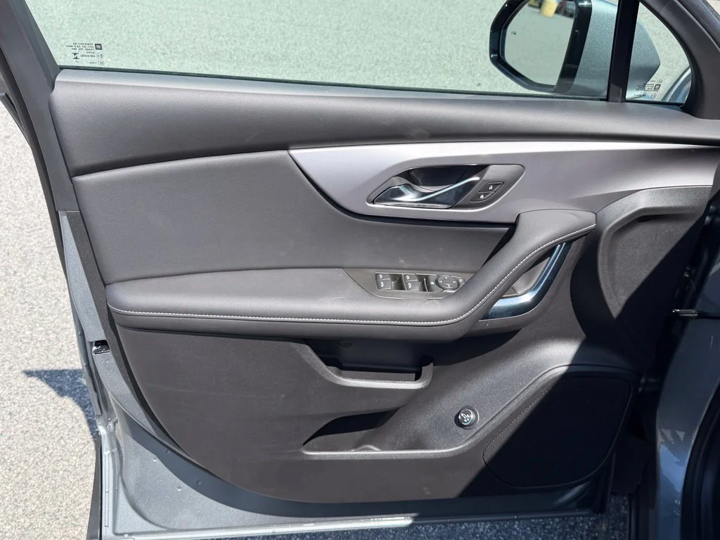 New 2026 Sterling Gray Metallic Chevrolet 2LT image 20