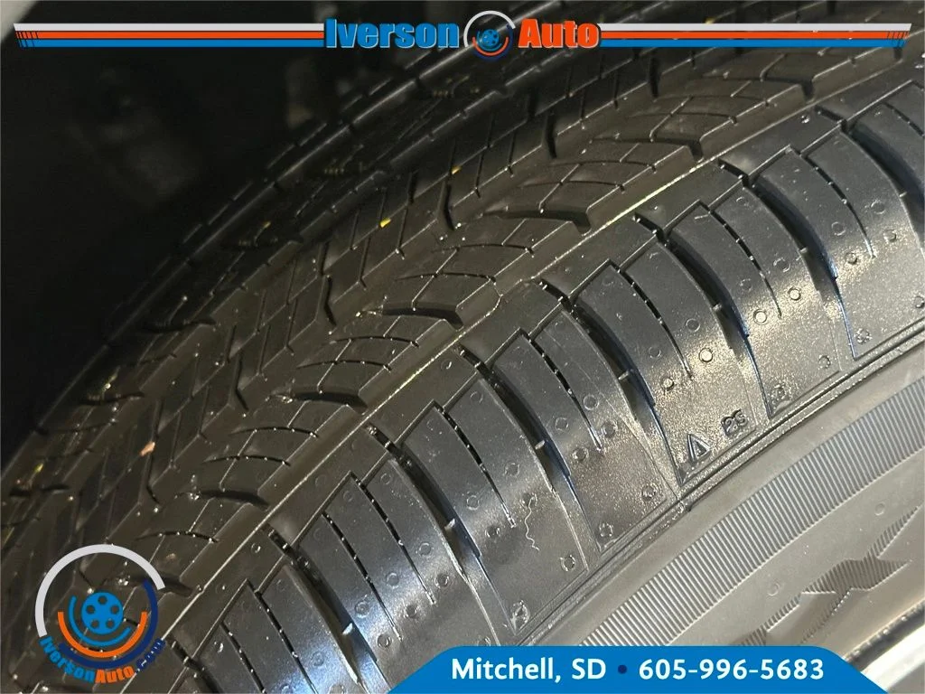 New 2026 41 Exterior Paint Jeep Laredo image 11