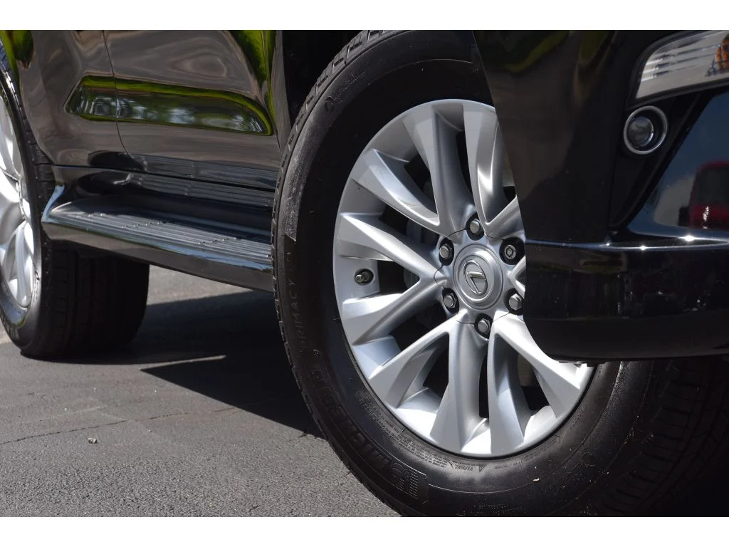 Used 2021 Black Onyx Lexus Premium image 11