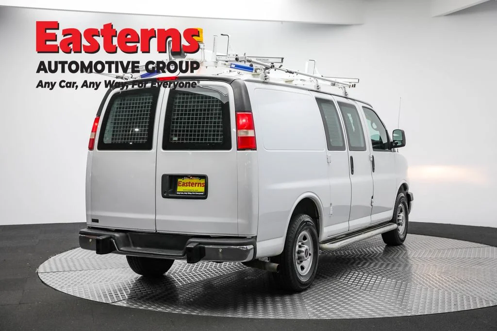 Used 2015 White GMC Work Van image 5