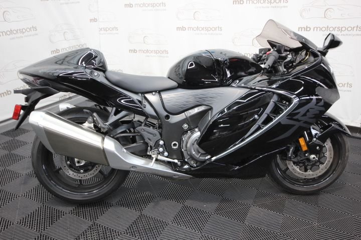 Used 2024 Black Suzuki Sport Touring image 9