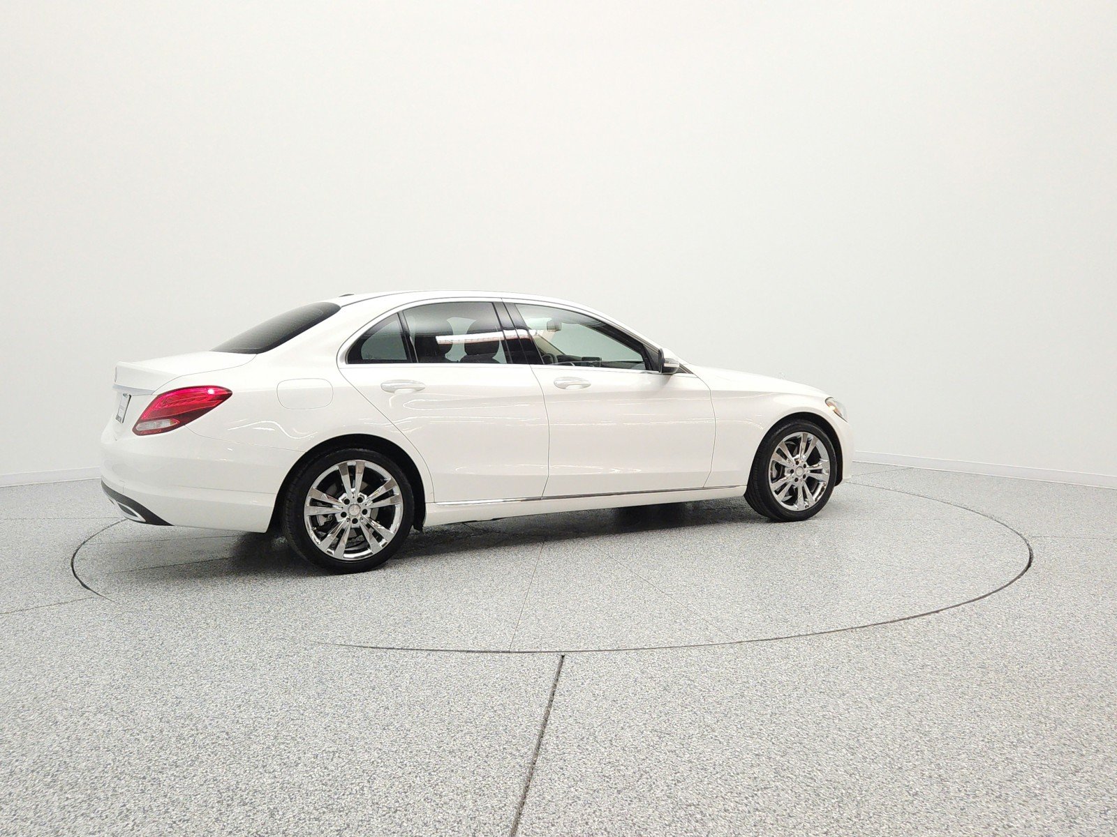 Used 2016 Polar White Mercedes-Benz C 300 Luxury image 5