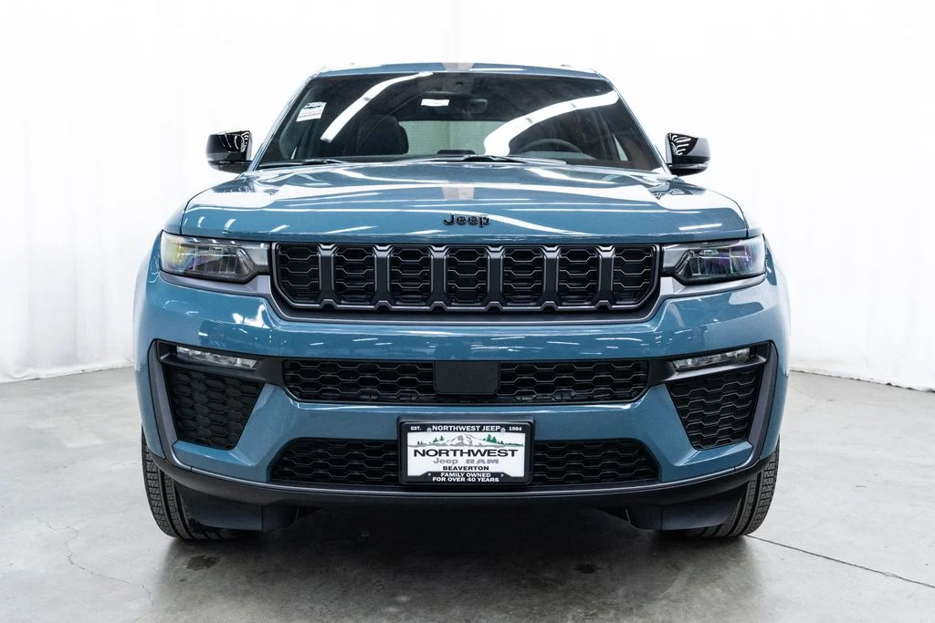 New 2026 Steel Blue Exterior Paint Jeep Limited image 2