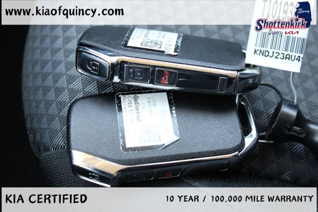 Used 2025 Red Kia S image 32