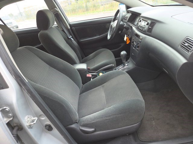 Used 2006 Silver Toyota CE image 20