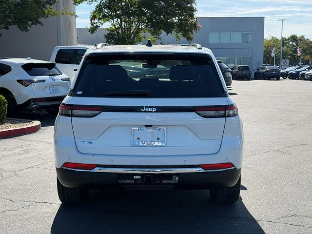Used 2023 White Jeep 4xe image 9