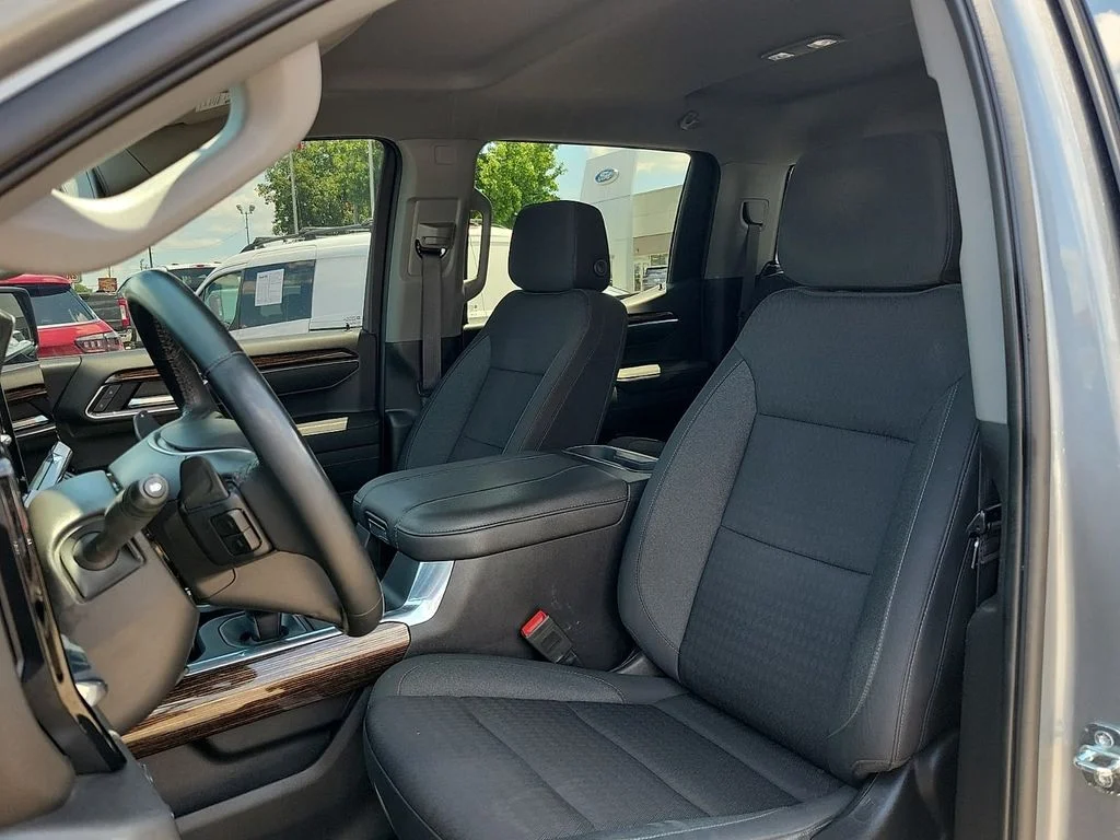 Used 2023 Sterling GMC Elevation image 11