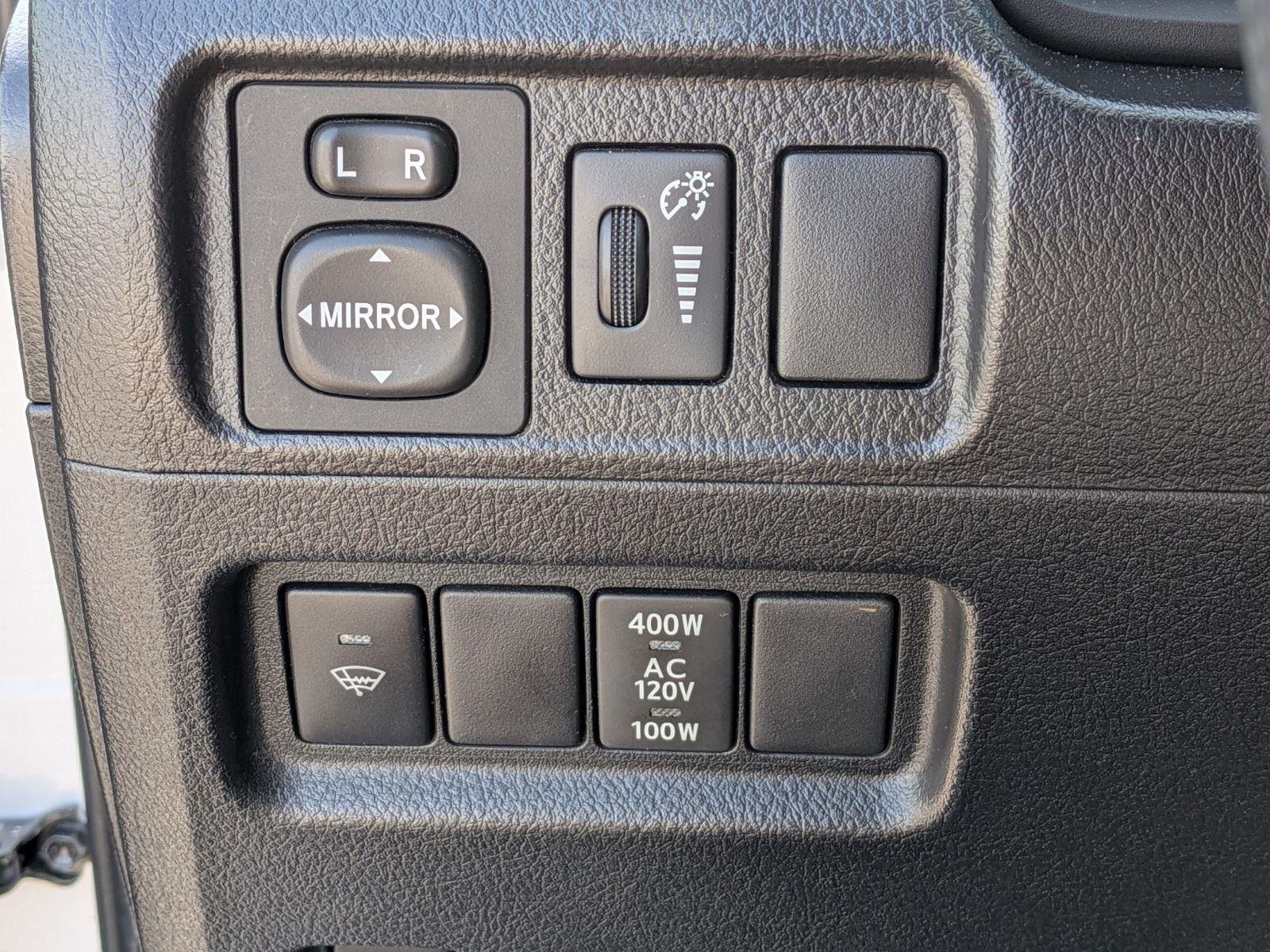 Used 2019 Super White Toyota SR5 image 59