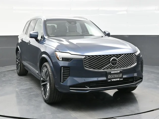 2026 Volvo XC90 Plus