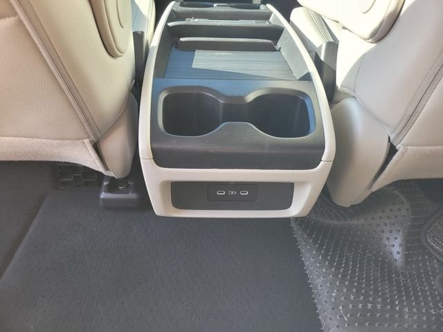 Used 2025  Honda EX-L image 17