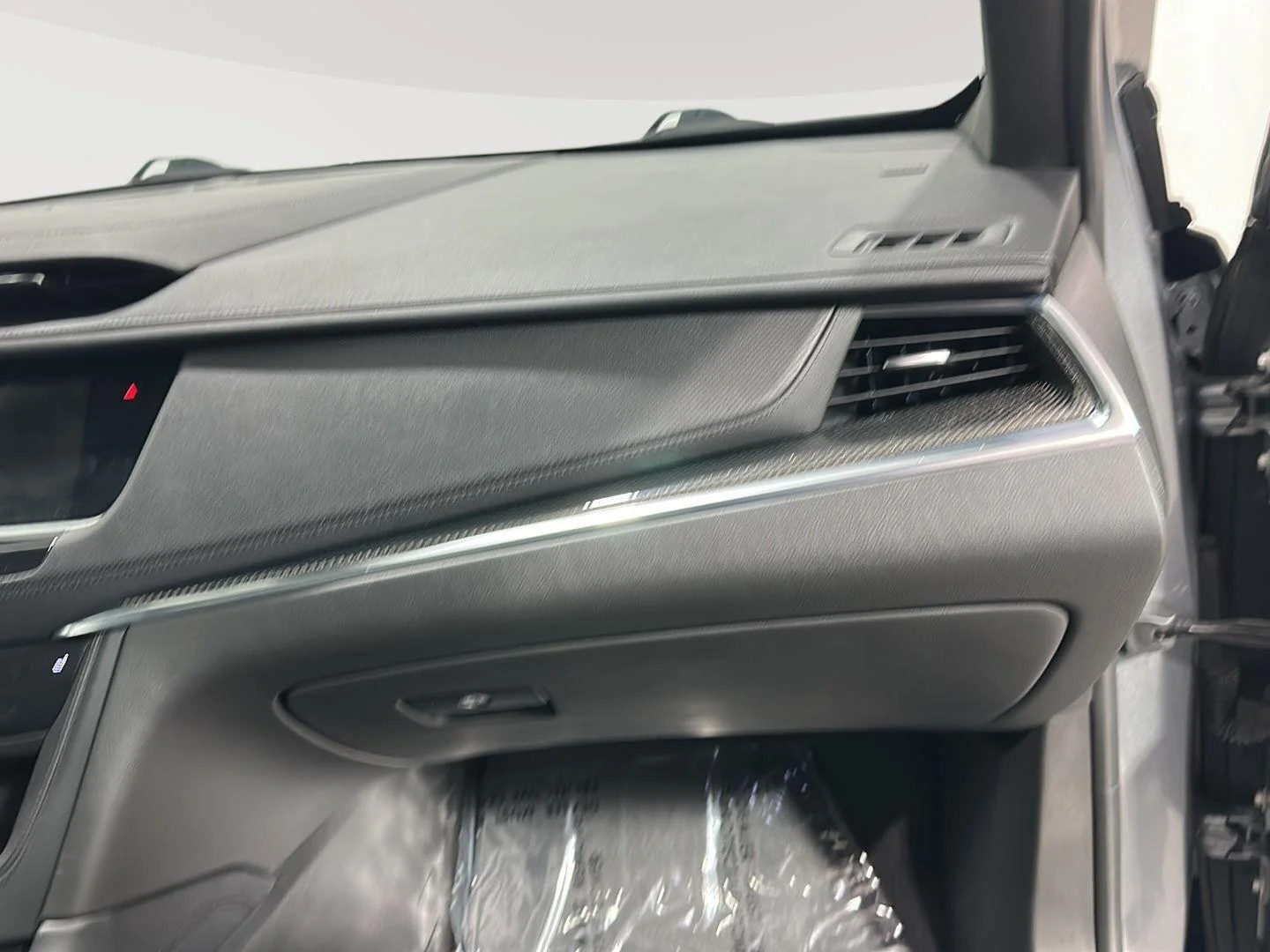 Used 2021 SATIN STEEL METALLIC Cadillac AWD Sport image 26