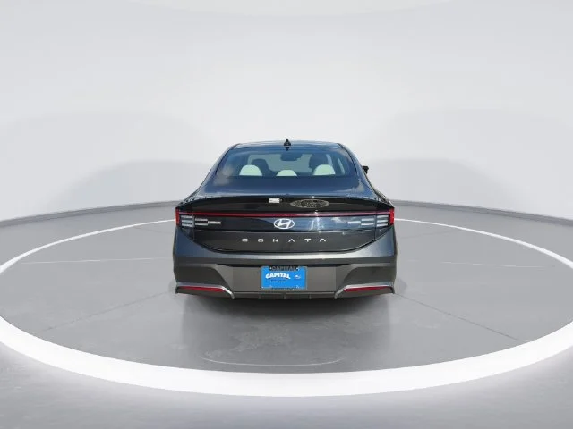 Used 2026 Gray Hyundai SE image 7