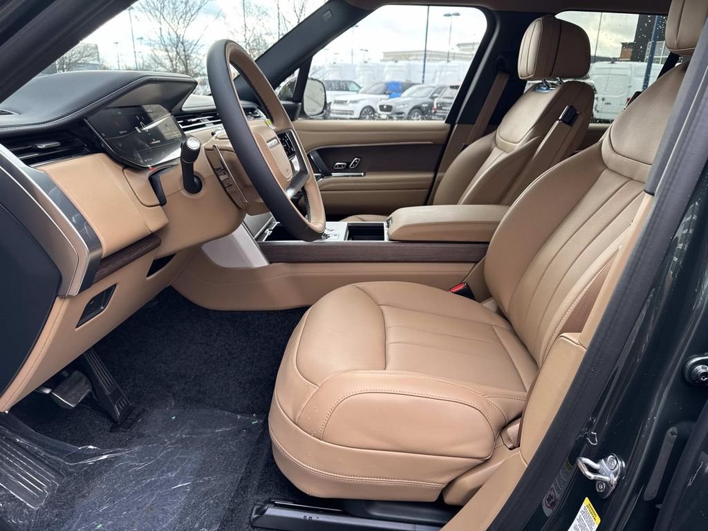 2025 Land Rover Range Rover SE - Photo 18