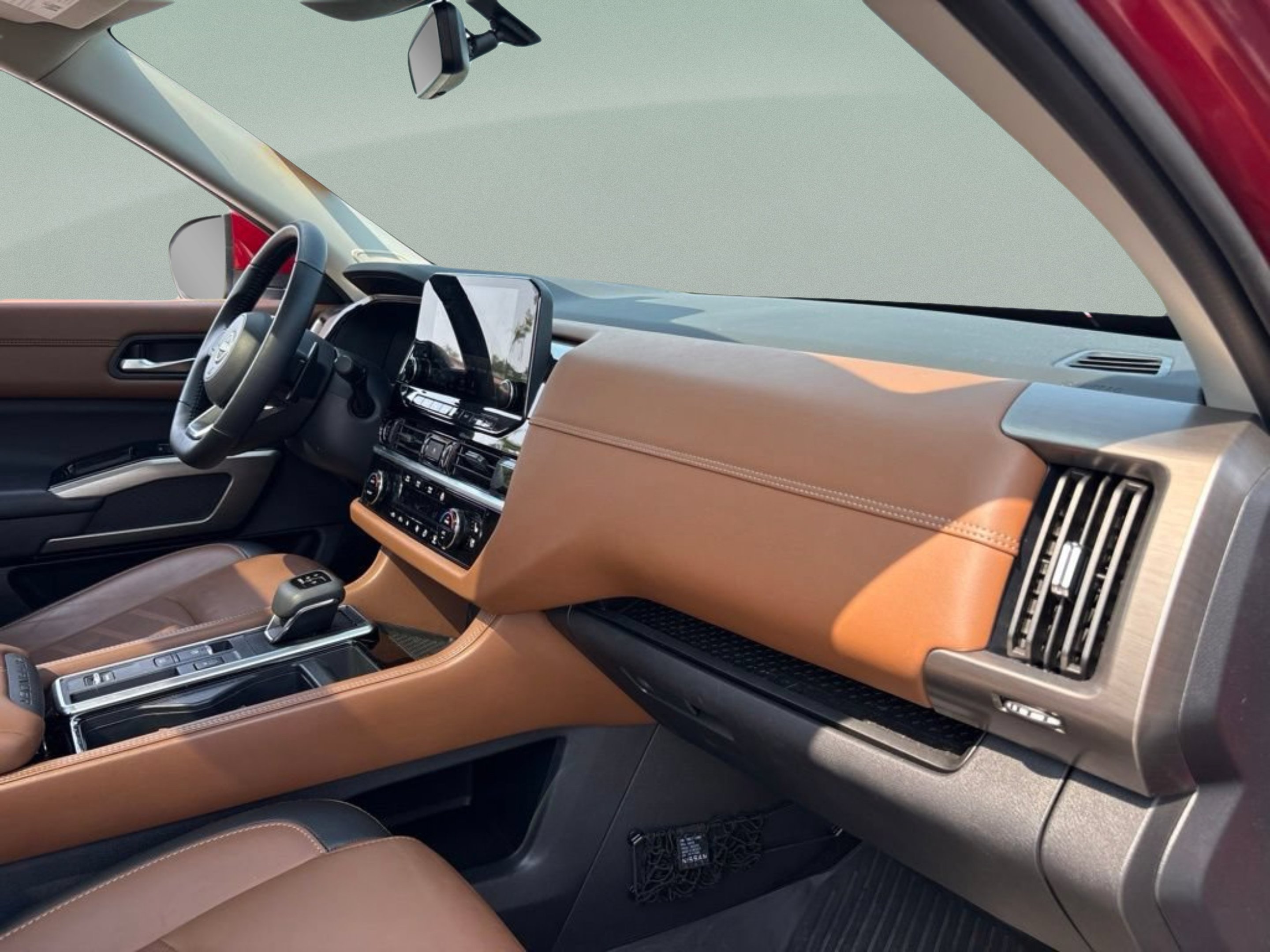 Used 2024 Scarlet Ember Nissan Platinum image 27