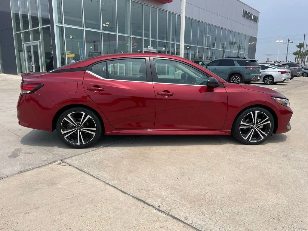 Certified 2022 Nissan Sentra SR with VIN 3N1AB8DV2NY285755 for sale in Edinburg, TX