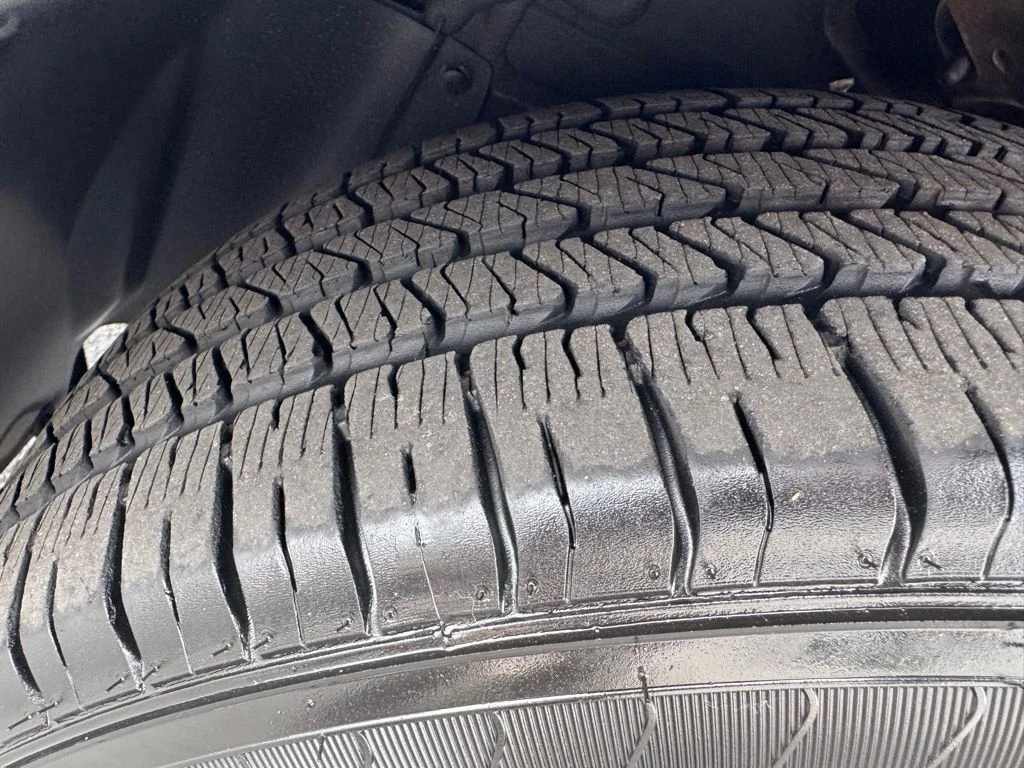Used 2010 Black Cadillac Base image 22