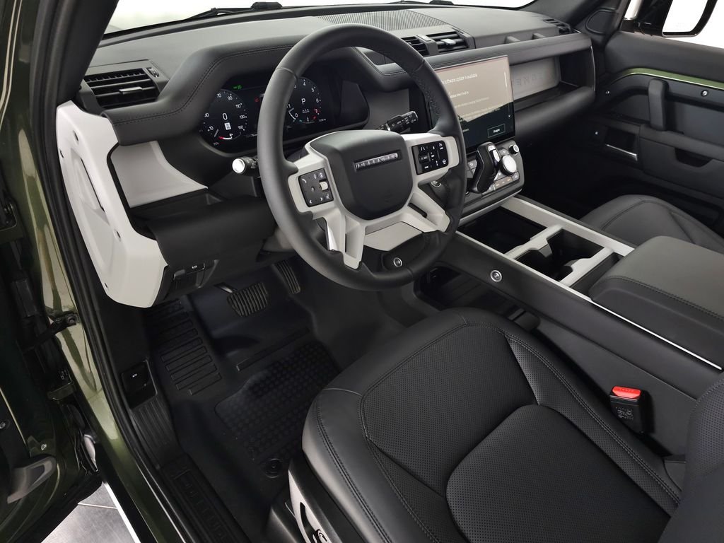 New 2026 Woolstone Green Land Rover S image 14