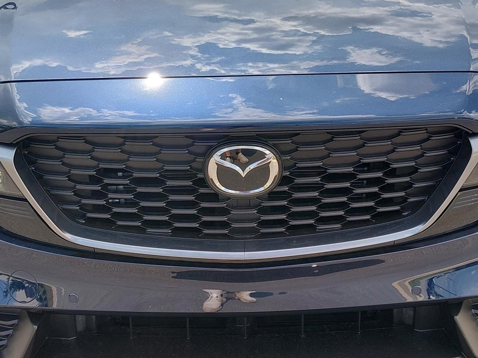 New 2026 Navy Blue Mica Mazda 2.5 S Select AWD image 9