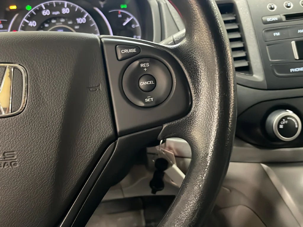 Used 2013 Gray Honda LX image 17