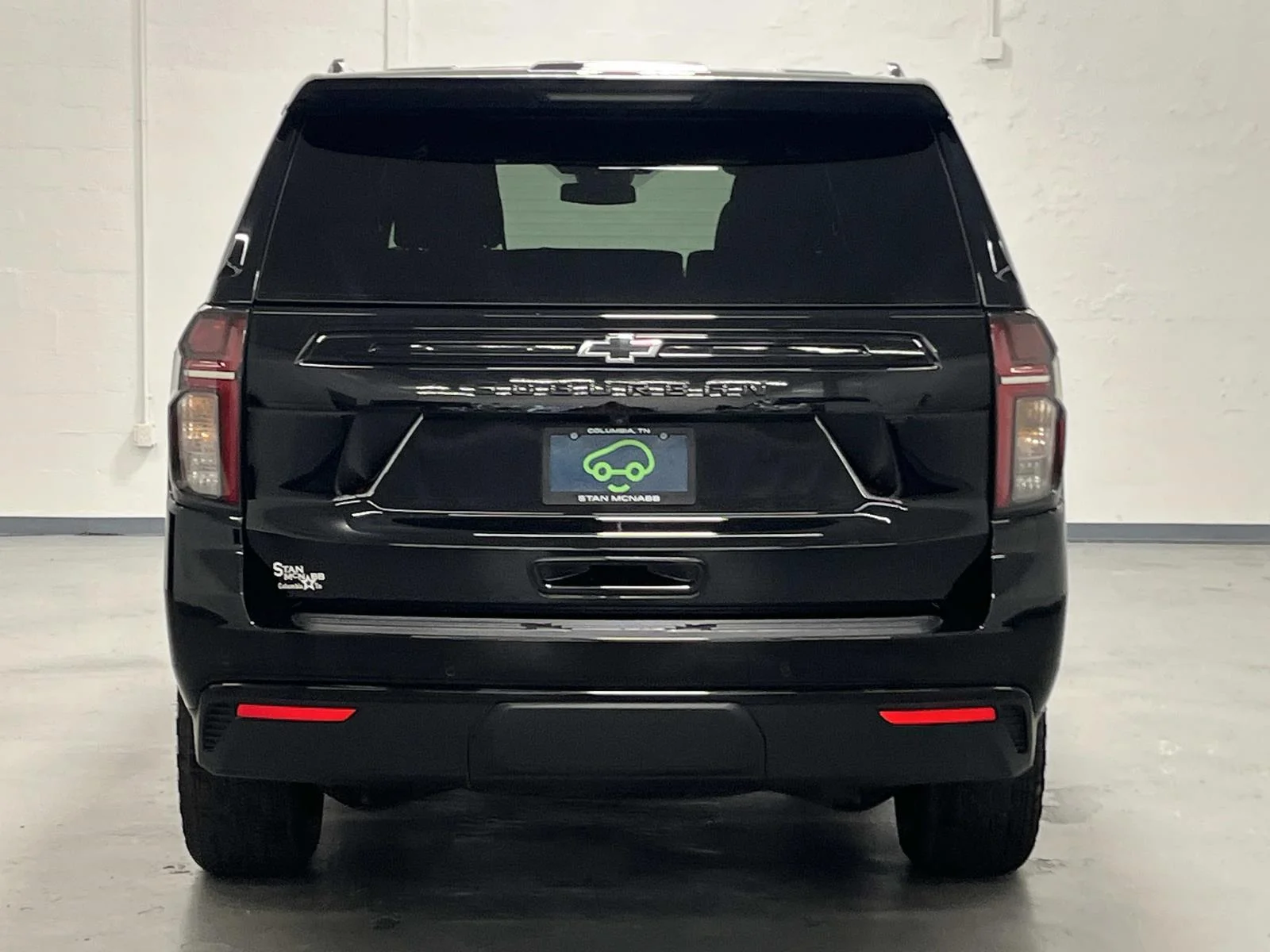Used 2023 BLACK Chevrolet Z71 image 7