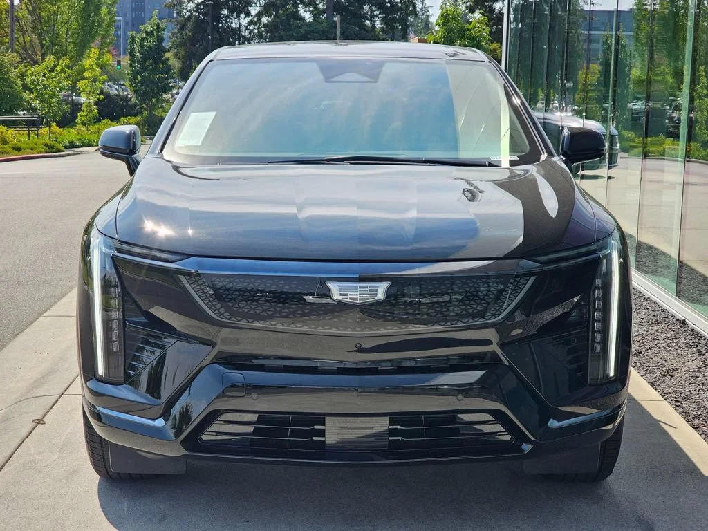 2026 Cadillac OPTIQ Sport - Photo 8