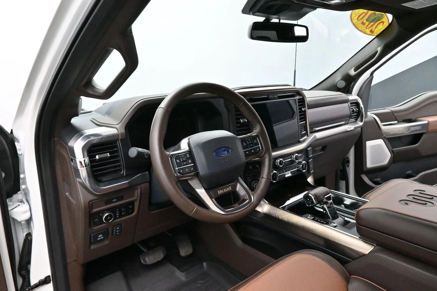 Used 2026 Star White Metallic Tri-coat Ford King Ranch image 15
