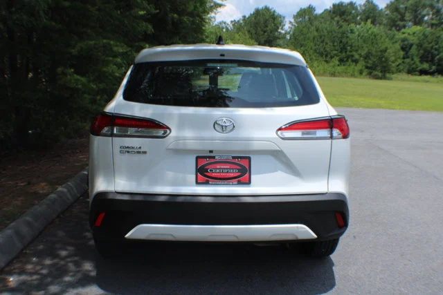 Used 2024 Wind Chill Pearl Toyota L image 12