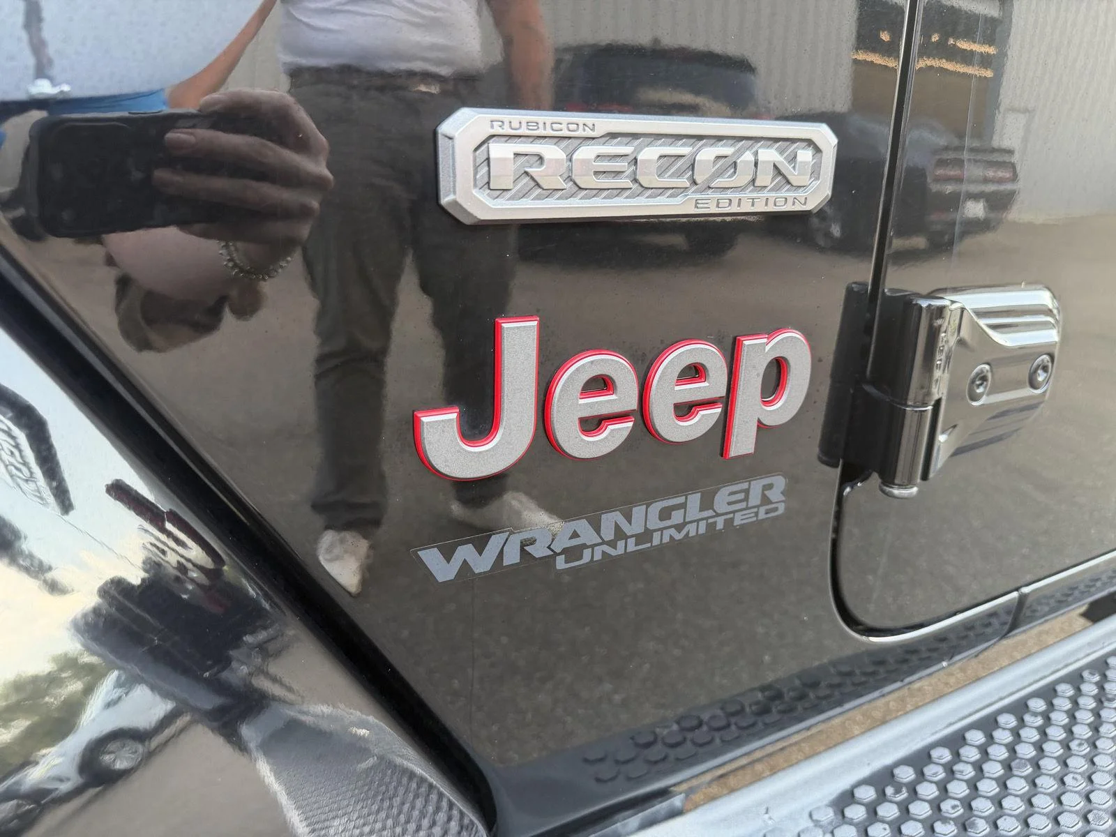 Used 2020 Black Clearcoat Jeep Recon image 26