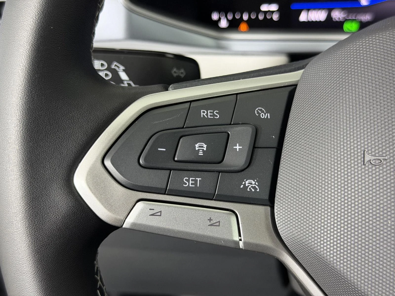 New 2026 GRAY Volkswagen SE image 25