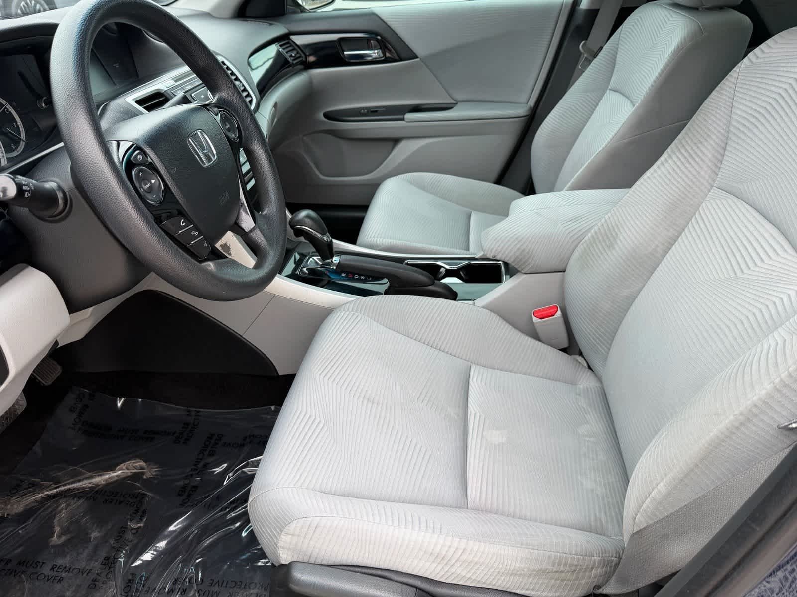 Used 2017 Black Honda LX image 19