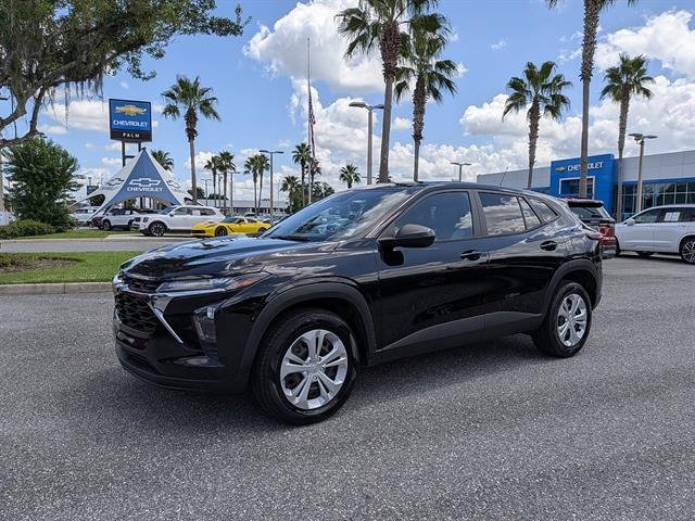 2024 Chevrolet Trax LS - Photo 7