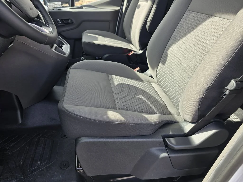 New 2026 Oxford White Ford XLT image 32